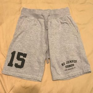 No Jumper Shorts